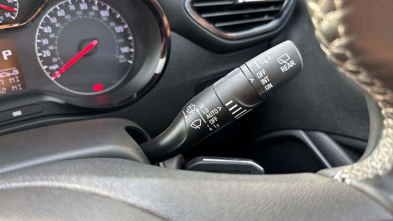 Vauxhall Crossland 1.2 Turbo [130] Design 5dr Auto Petrol Hatchback